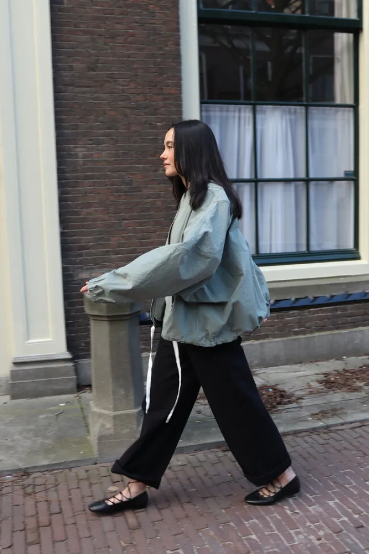 Carlota Pantalon
