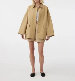 Carry Coat