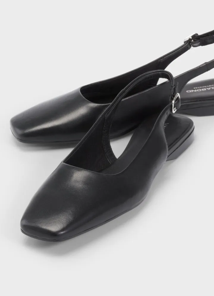 Delia Sling Bag Flats
