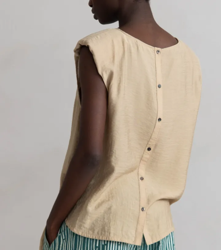 Elijah Top
