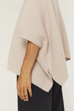 Honore Cape
