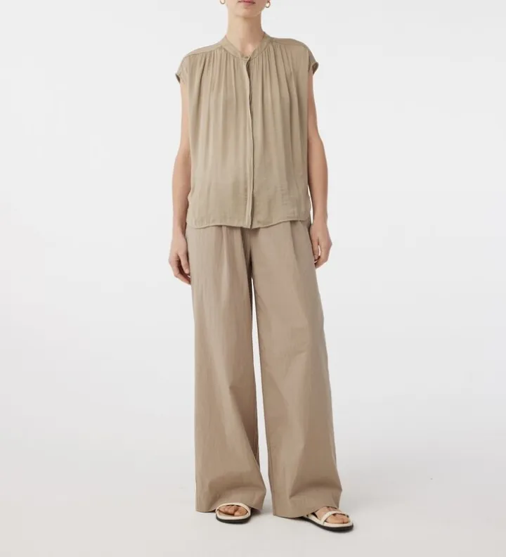 Laura Blouse