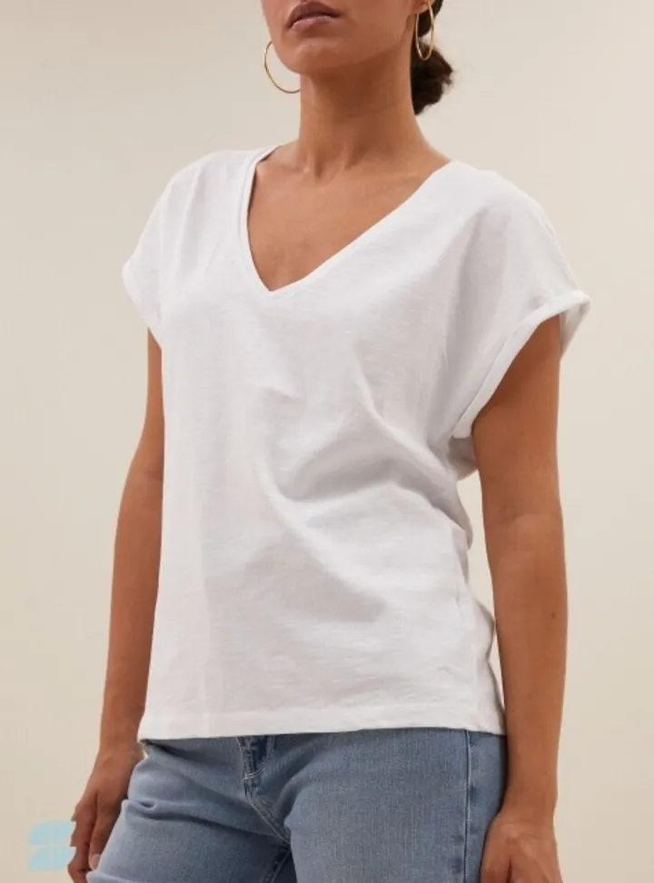 Momi Logo Top