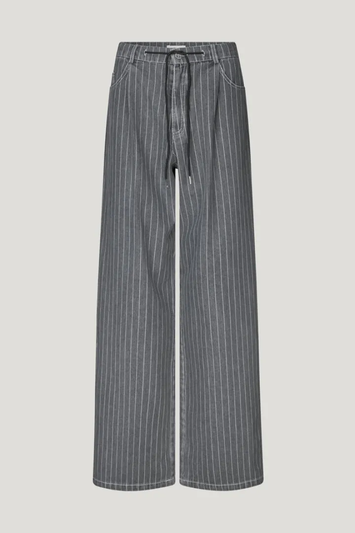 Nanny Pants