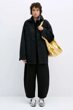 Padded Curved Pants